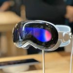 Apple Vision Pro Diduga Masih Sebabkan Keluhan Sakit Kepala